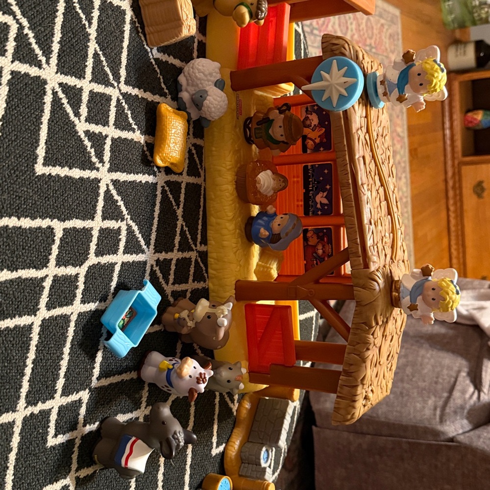 Fisher-Price Little People Nativity Playset - Picture 2 of 4